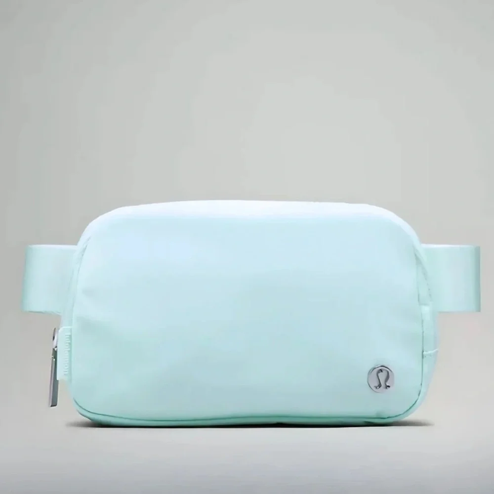 Lululemon Everywhere Belt Bag Mint Green‎ Blue Athletica Aqua